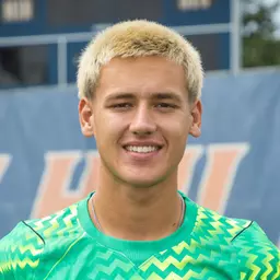 Oli Piasecki, Wheaton